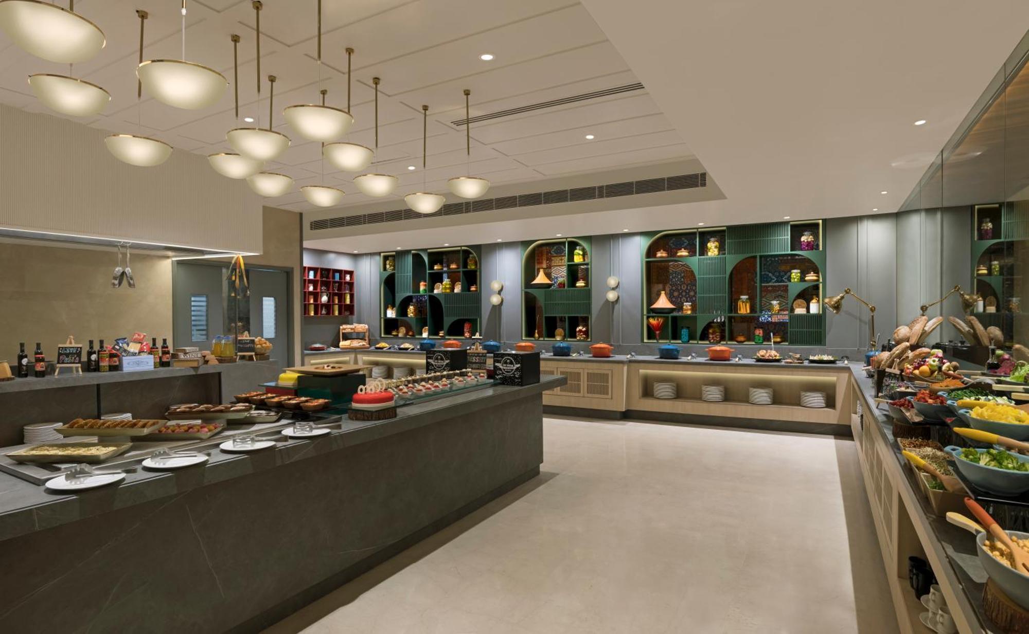 Grand Mercure Agra - An Accor Brand Bagian luar foto